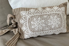 Load image into Gallery viewer, pillows with vintage doilles