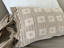 Load image into Gallery viewer, pillows with vintage doilles
