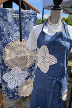 Load image into Gallery viewer, aprons