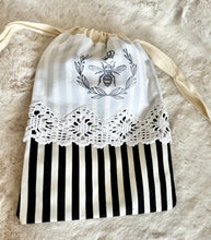 Load image into Gallery viewer, travel bag accessory