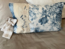 Load image into Gallery viewer, floral pillows with feather down interior