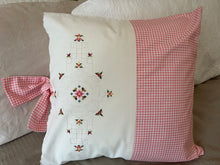 Load image into Gallery viewer, vintage charm pillow collection