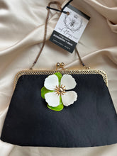 Load image into Gallery viewer, Crazy for flowers