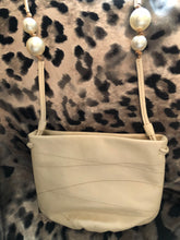 Load image into Gallery viewer, consignment bag - Furla, pearl ivory