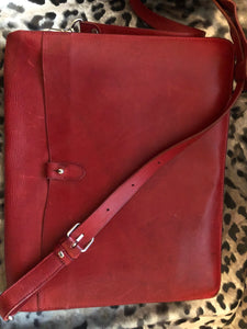 consignment bag - Dooney & Bourke red messenger bag