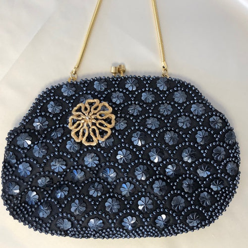 I want to hold your Hand!